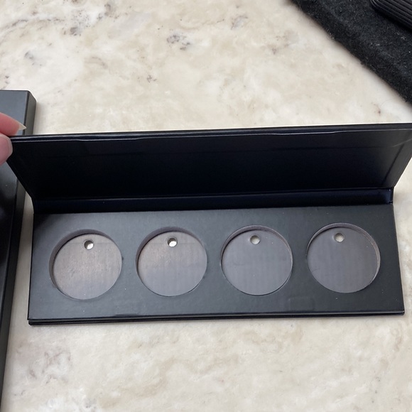 The eyes have it! Bundle of new in box makeup/skin items - Picture 10 of 10